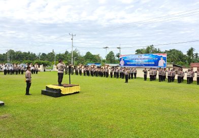 Operasi Keselamatan Mansinam 2025, Kapolres Teluk Wondama Pimpin Apel Gelar Pasukan Operasi Keselamatan Mansinam 2025, Kapolres Teluk Wondama Pimpin Apel Gelar Pasukan